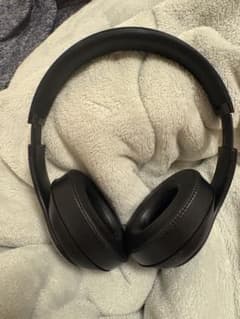 Beats ワイヤレスヘッドホン 本体のサムネイル