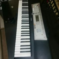 ヤマハキーボード 61鍵盤のサムネイル