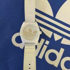 adidas originals 時計のサムネイル