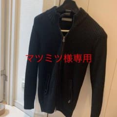 ニットのサムネイル