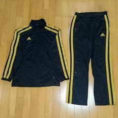 adidas ジャージ 上下セットのサムネイル