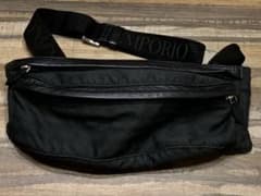 【あつ様専用】EMPORIO ARMANI ボディバッグ ブラックブラックのサムネイル