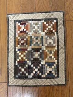 ハンドメイド パッチワーク キルト タペストリーのサムネイル