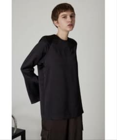 RIM.ARK Flare sleeve satin tops美品 - メルカリ