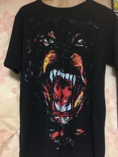 ジバンシーの黒tシャツ。のサムネイル