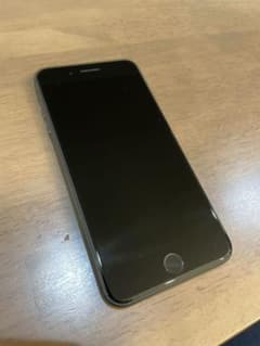 iPhone 8 Plus  256 GB SIMロック解除手続き済みのサムネイル