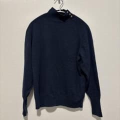 【値下げ！買ってください〜】23区 ネイビー ハイネックセーターのサムネイル
