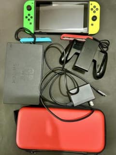【美品】Switch本体 カスタム品 ジョイコン グリーン イエロー その他備品 美品】Switch本体 カスタム品 ジョイコン グリーン イエロー その他