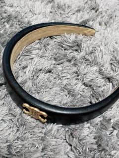 トリオンフ CELINE セリーヌ ノベルティー カチューシャ 黒 ブラックのサムネイル