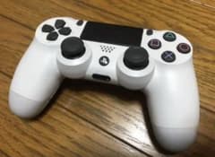 DUALSHOCK 4 グレイシャー・ホワイト【純正品】のサムネイル
