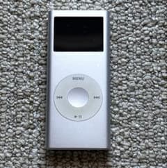ジャンク品 Apple iPod nano 第2世代 本体 4GB シルバーのサムネイル