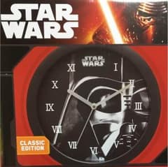 【新品未使用】スターウォーズの壁掛け時計のサムネイル