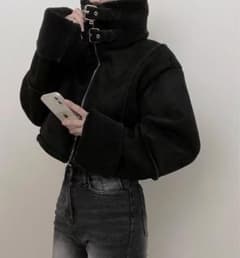 ショートムートンジャケット　ブラック　黒　韓国通販　韓国のサムネイル