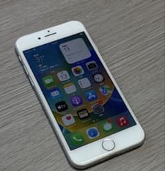 Apple iPhone8 64GB シルバー SIMフリー - メルカリ