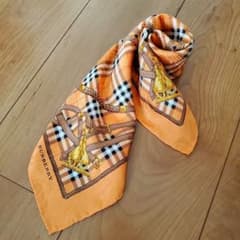 BURBERRY バーバリー　チェックスカーフ　バンダナのサムネイル