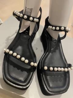 LE TALON 4cmパールプラットサンダル　美品のサムネイル