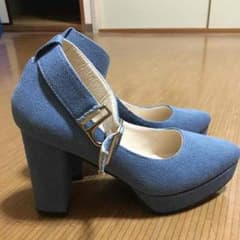 パンプスのサムネイル