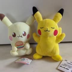 피카츄 봉제인형 2장 세트