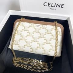 CELINE / トリオンフキャンバス チェーン付きクラッチ ホワイト - メルカリ
