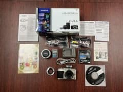 OLYMPUS PEN Lite E-PL5 シルバーのサムネイル