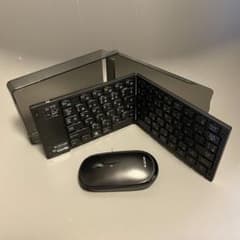 ELECOM ワイヤレス折りたたみキーボード・マウスセットのサムネイル