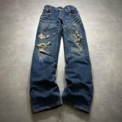 y2k levi’s distressed denim jeans w30 M