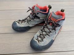 LA SPORTIVA ボルダーX サイズ43 登山靴 トレッキングシューズ