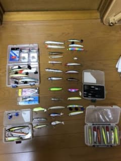 シーバスルアー45個　まとめ売り　おまけ付きのサムネイル
