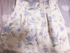 大人気完売スカート  最終値下げ 試着のみのサムネイル