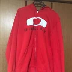 オークリー パーカーのサムネイル