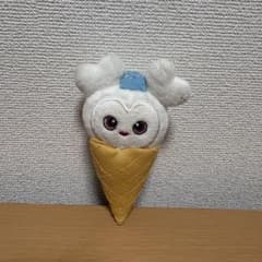 TWICE ダヒョン ダブリー ぬいぐるみバッジ 2023 アイス - メルカリ