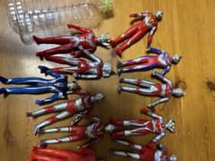 再値下げ！ウルトラマン・怪獣フィギュアセット 21体　レトロなソフビのサムネイル