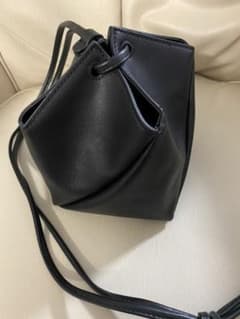 値下げ⭐️ロデオ　スクエア⬛️ショルダーバッグのサムネイル