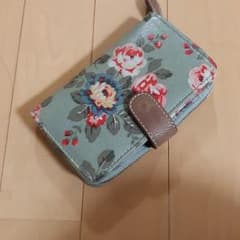 Cath Kidstonの財布のサムネイル