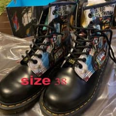 （美品）ドクターマーチン　ブーツ　バスキア　サイズ38のサムネイル