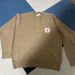 幾何学模様刺繍ベージュニット Mサイズのサムネイル