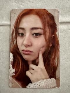 LE SSERAFIM HUH YUNJIN トレカのサムネイル