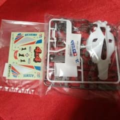ミニ四駆　アゼンテボディセットのサムネイル
