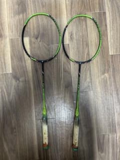 YONEX バドミントンラケット 2本セット ジャンク品 ボルトリックFBのサムネイル