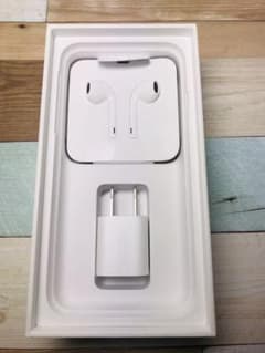 Apple イヤホン (iPhone7専用) 純正品のサムネイル