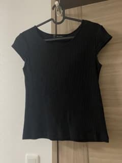 黒のカットソーのサムネイル