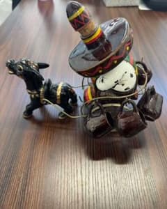 ビンテージ　テキーラ陶器ボトル　カップ型ショット6個付き 値引き可能 ビンテージ テキーラ空ボトル カップ型ショット6個付き - メルカリ