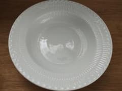 ロイヤルコペンハーゲン ホワイトハーフレース ディーププレート21cm2 