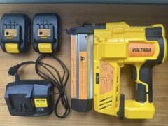 【ほぼ未使用】VOLTAGA 20V 18Gコードレス電動タッカー バッテリー2のサムネイル