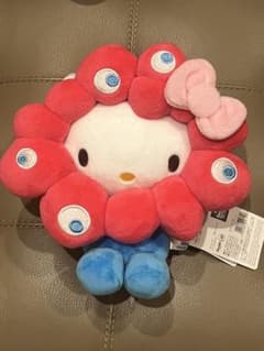 サンリオ ミャクミャク なりきりぬいぐるみ M サイズ ハローキティ