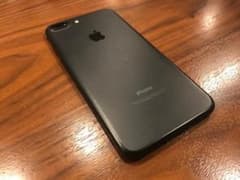 iPhone7plus　128GB　au（SIMフリー処理済）のサムネイル