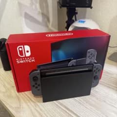 中古美品 Nintendo Switchのサムネイル