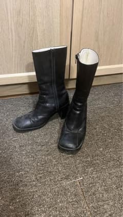 卑弥呼 黒 レザーブーツ  ヒール6cmのサムネイル
