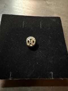 Pandora イニシャルチャーム　Hのサムネイル