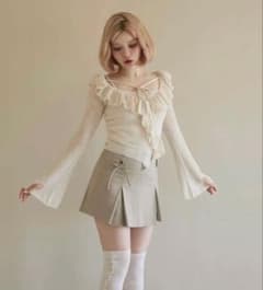 andmary Alison frill tops beige アンドマリー - メルカリ